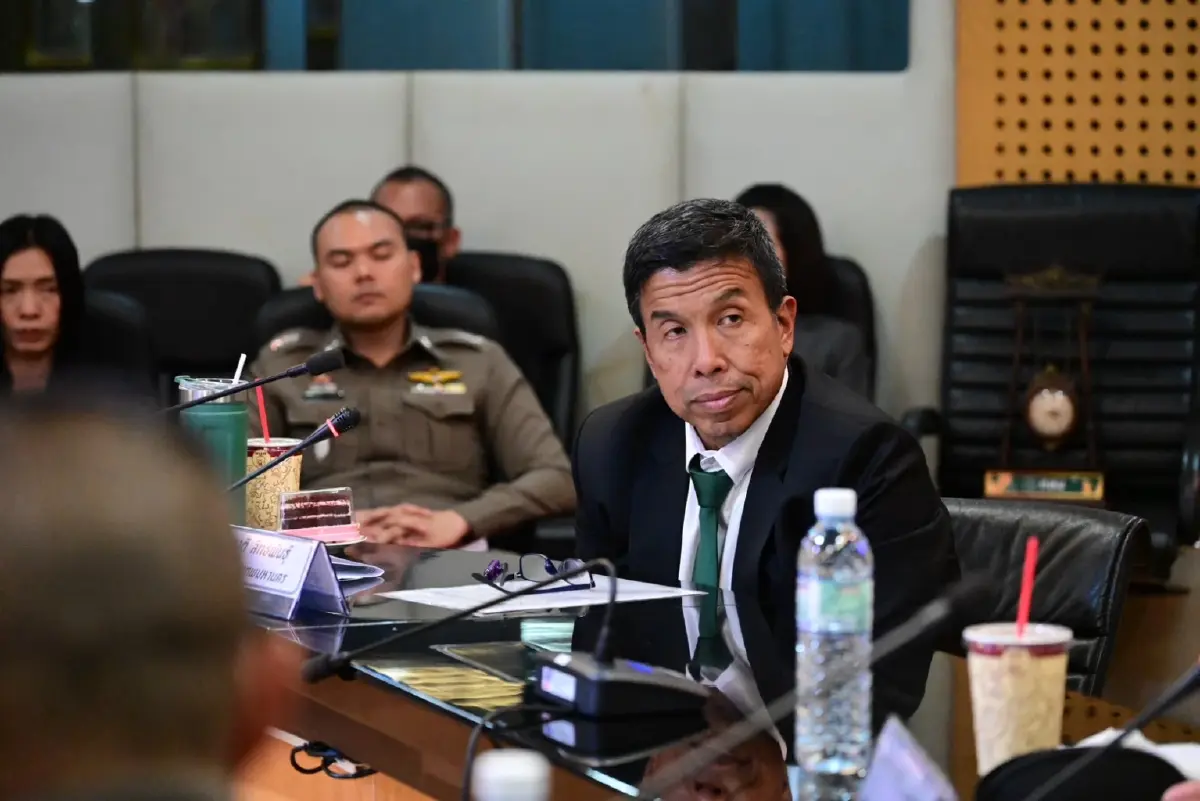 กทม. จับมือตำรวจ ยกระดับถนนสุขุมวิท เดินหน้าจัดระเบียบสังคม