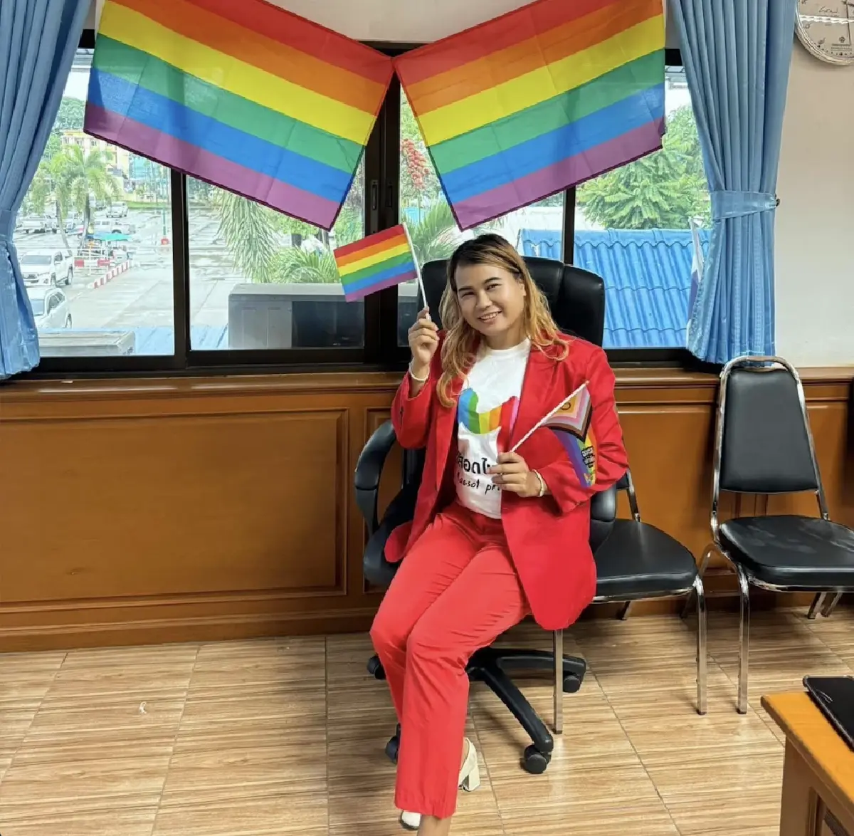 อดิศรา ดารากุลรัศมี