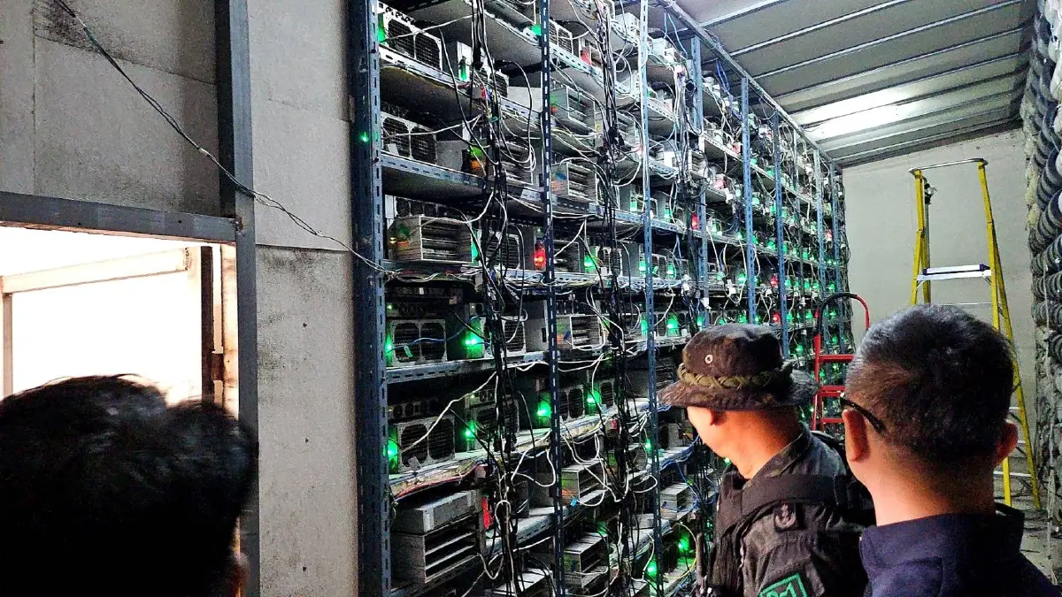 DSI ร่วม กฟภ. ทลายเหมืองบิตคอยน์เถื่อนใหญ่สุดในไทย เสียหายกว่า 500 ล้านบาท