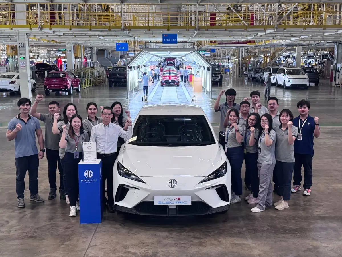 NEW MG4 ELECTRIC เสริมหล่อด้วยสปอยเลอร์ TWIN ARROW WING พร้อมดีลพิเศษ 0% 60 เดือน