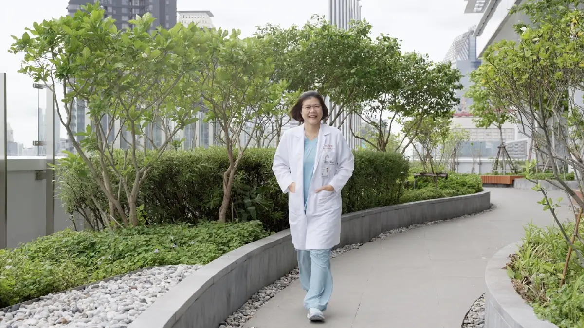 พญ. อัญชลา บัวทรัพย์