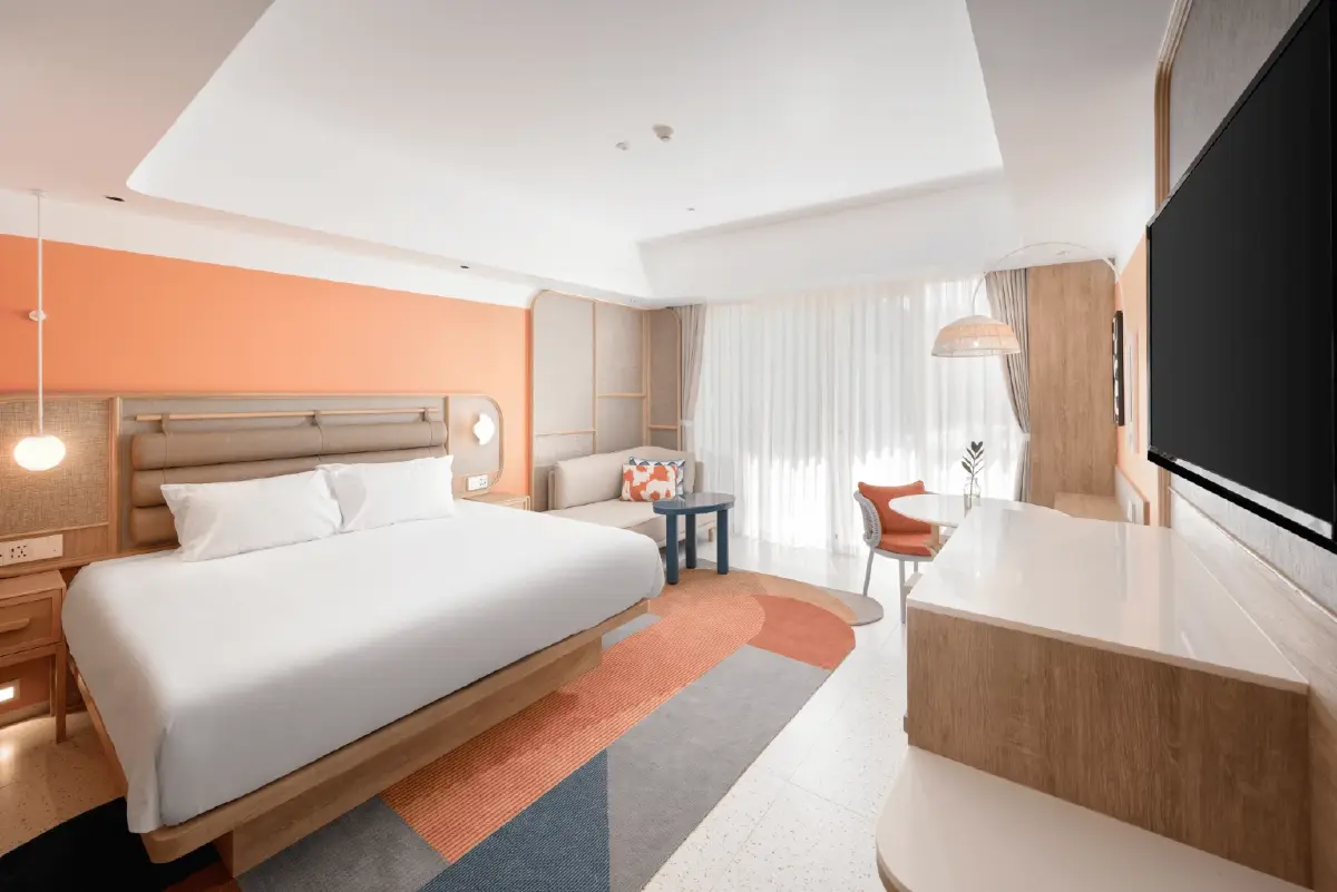 เซ็นทารา กะรน รีสอร์ท ภูเก็ต รีโนเวตใหม่! ยอดจองพุ่ง นักท่องเที่ยวล้น