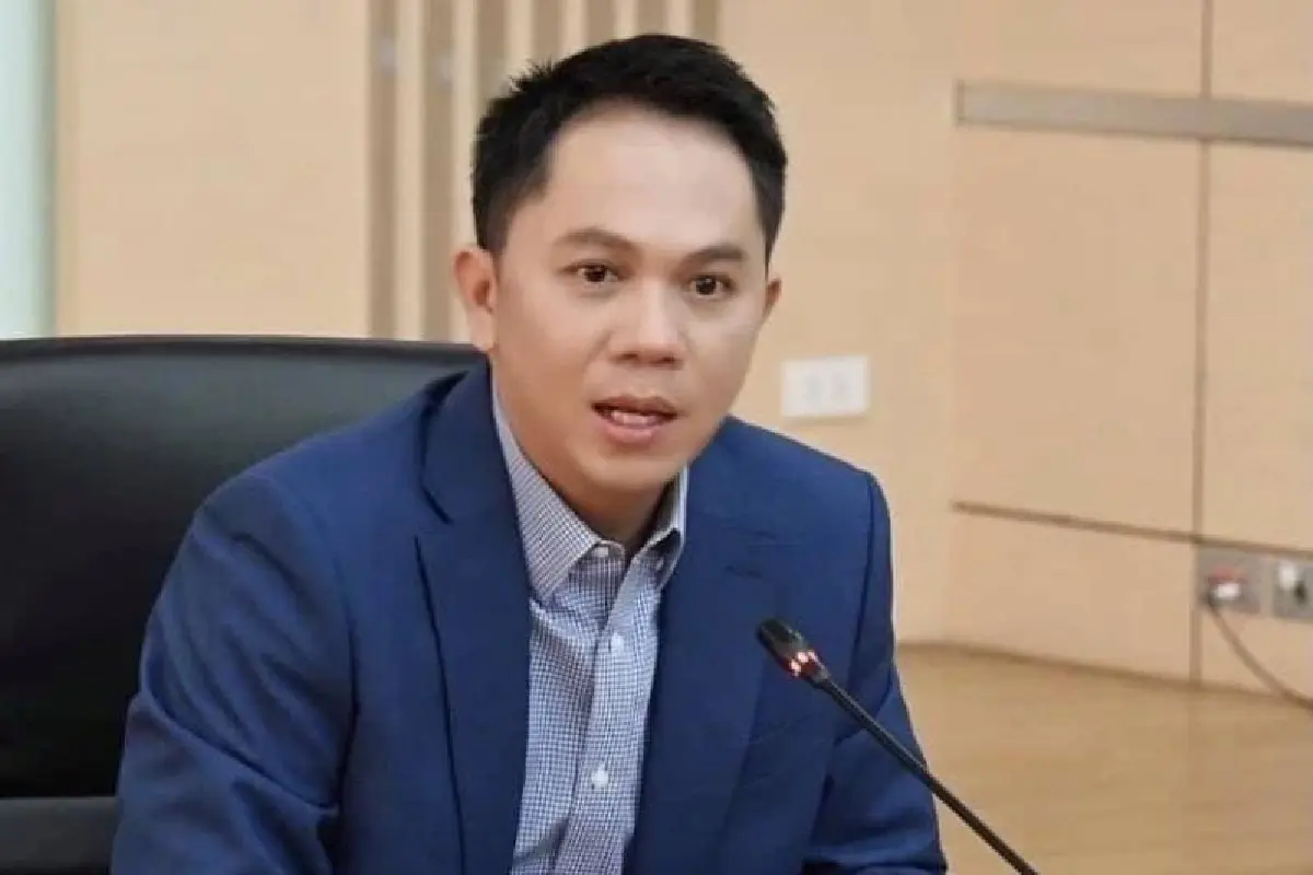 นายสรวุฒิ เนื่องจำนงค์