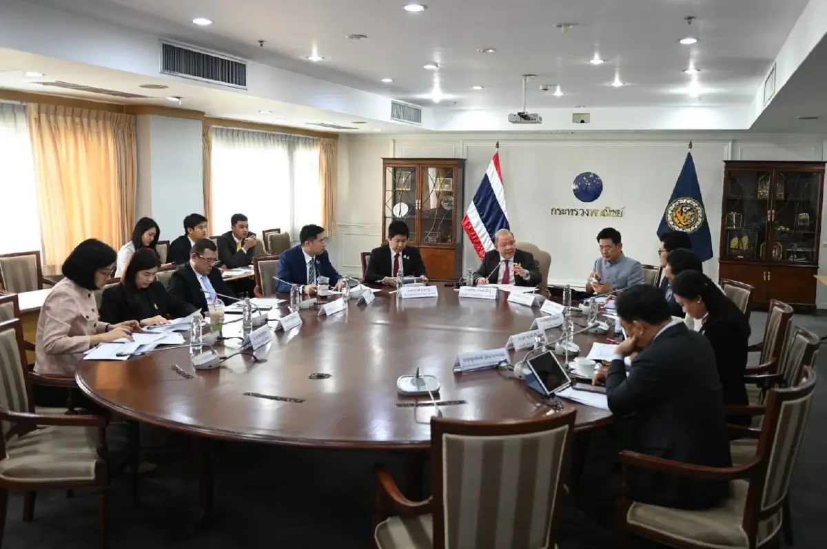 “พิชัย”ย้ำพาณิชย์จังหวัดเร่งชี้แจงมาตรการพยุงราคาข้าวช่วยชาวนา