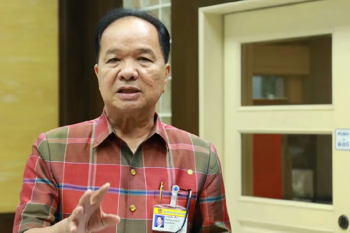 นายสมคิด เชื้อคง รองเลขาธิการนายกรัฐมนตรีฝ่ายการเมือง