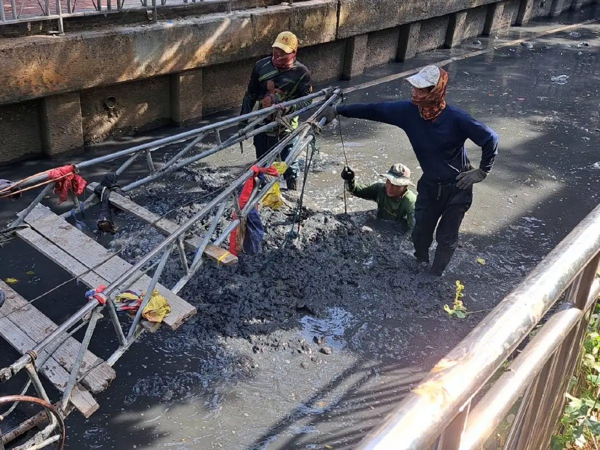 กทม. เร่งเคลียร์ท่อ-ขุดลอกคลอง รับมือฝน ตั้งเป้าครบ 50 เขต พ.ค. นี้