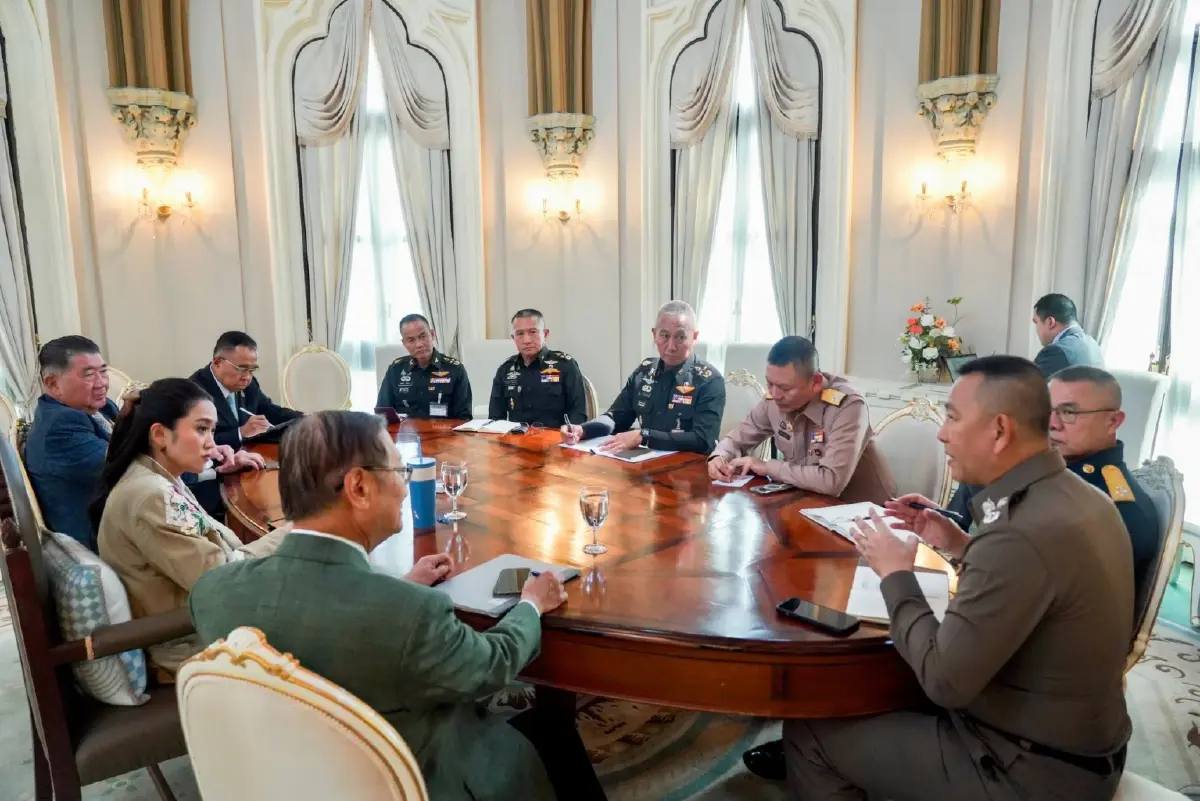 “แพทองธาร” ประชุมผู้นำเหล่าทัพหารือความมั่นคง-คอลเซ็นเตอร์