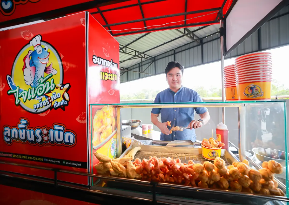 ทายาท “ไจแอ้น ลูกชิ้นระเบิด” ลุยขยายแฟรนไชส์ทุกตำบล-พาบริษัทเข้าตลาดทุนฯ