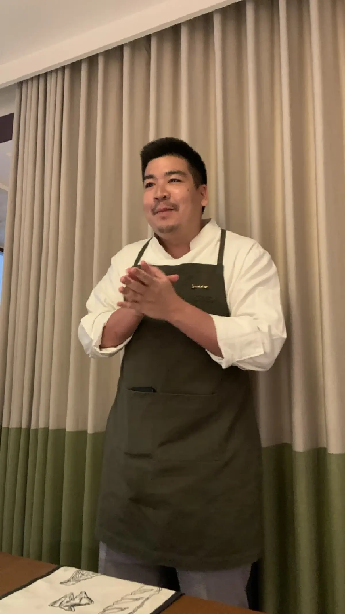 เชฟบัดดี้ – ถมธนัตถ์ หทโยดม เจ้าของร้าน That Fat Kid Buddy