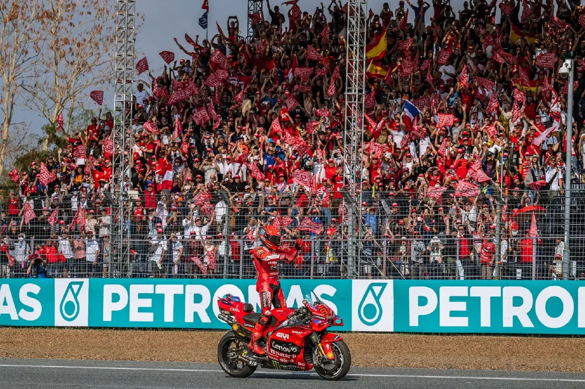 นายกฯ แย้มไทยมีลุ้นต่อสัญญา MotoGP รอตัวเลขชี้ชัด-เน้นประโยชน์ชาติ