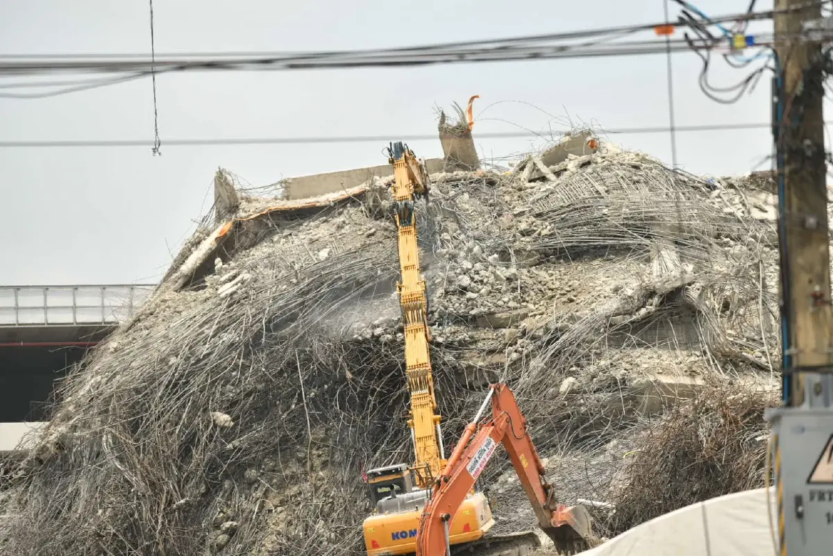 ยอดผู้เสียชีวิต ตึกสตง.ถล่มพุ่ง 21 ศพ เร่งค้นหาที่เหลือโซนเสี่ยง