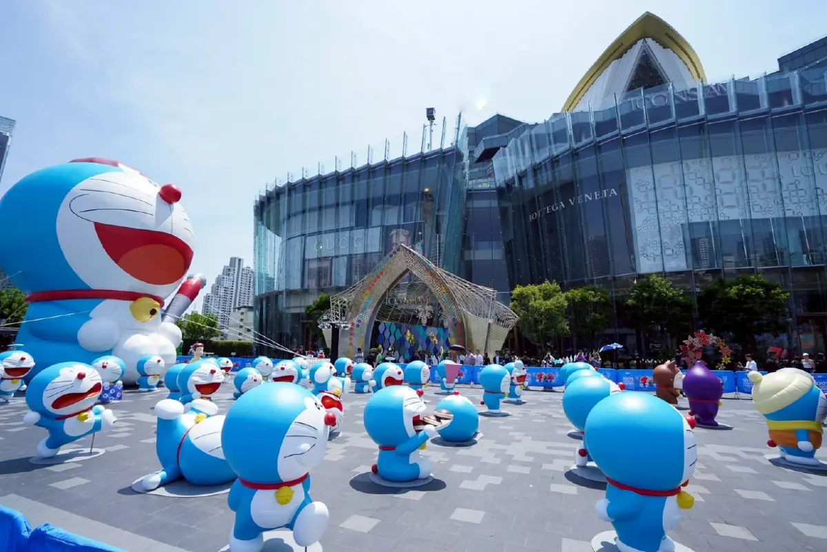 โดราเอมอนยักษ์ 12 เมตร บุกไอคอนสยาม! พร้อมผองเพื่อนเกือบร้อยตัว