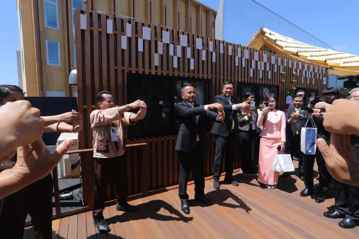 ‘สมศักดิ์’ ให้คะแนน ‘ไทยพาวิลเลียน Expo 2025’ เกรด A - 80 คะแนน