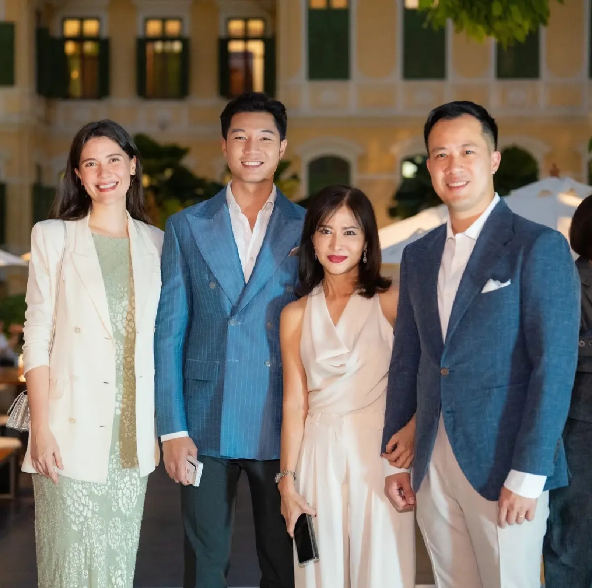 ดินเนอร์ 'สไมลิง เกกโก' ประมูลงานศิลป์เพื่อเด็กยากไร้กัมพูชา