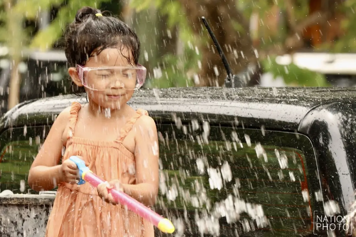 รวมคำอวยพร แตปชั่นวันสงกรานต์ 68 วันผู้สูงอายุ ปีใหม่ไทย