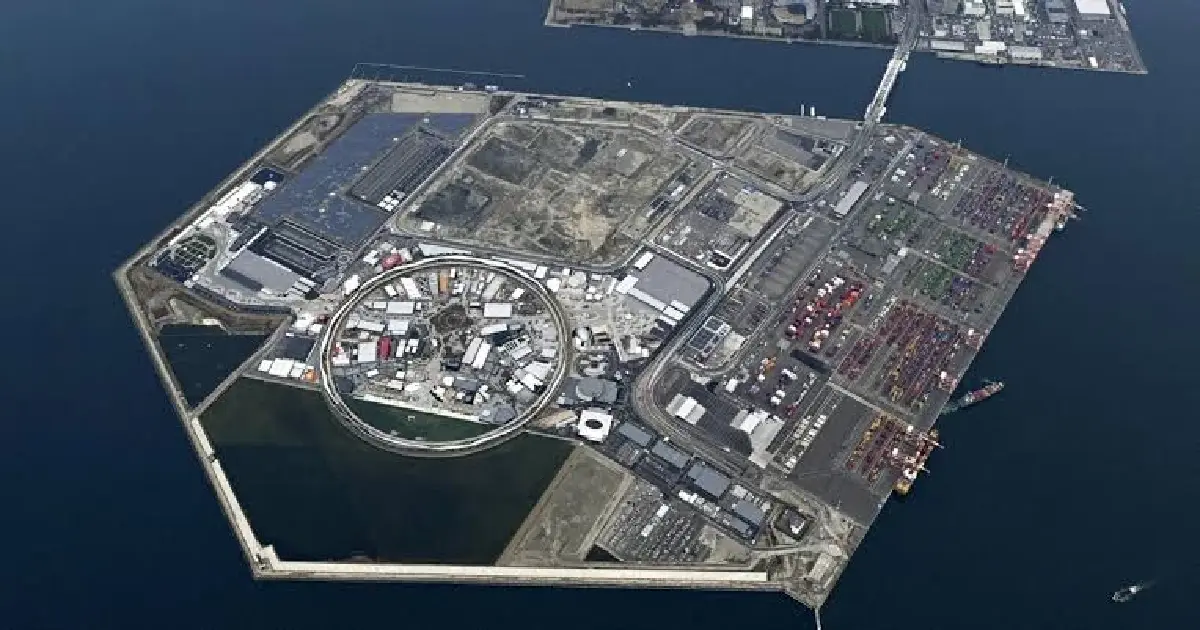 เกาะเทียมยูเมะชิมะแบบชัดๆ ที่ประกอบด้วยพื้นที่จัดงาน Wold Expo (Grand Ring) และพื้นที่ IR