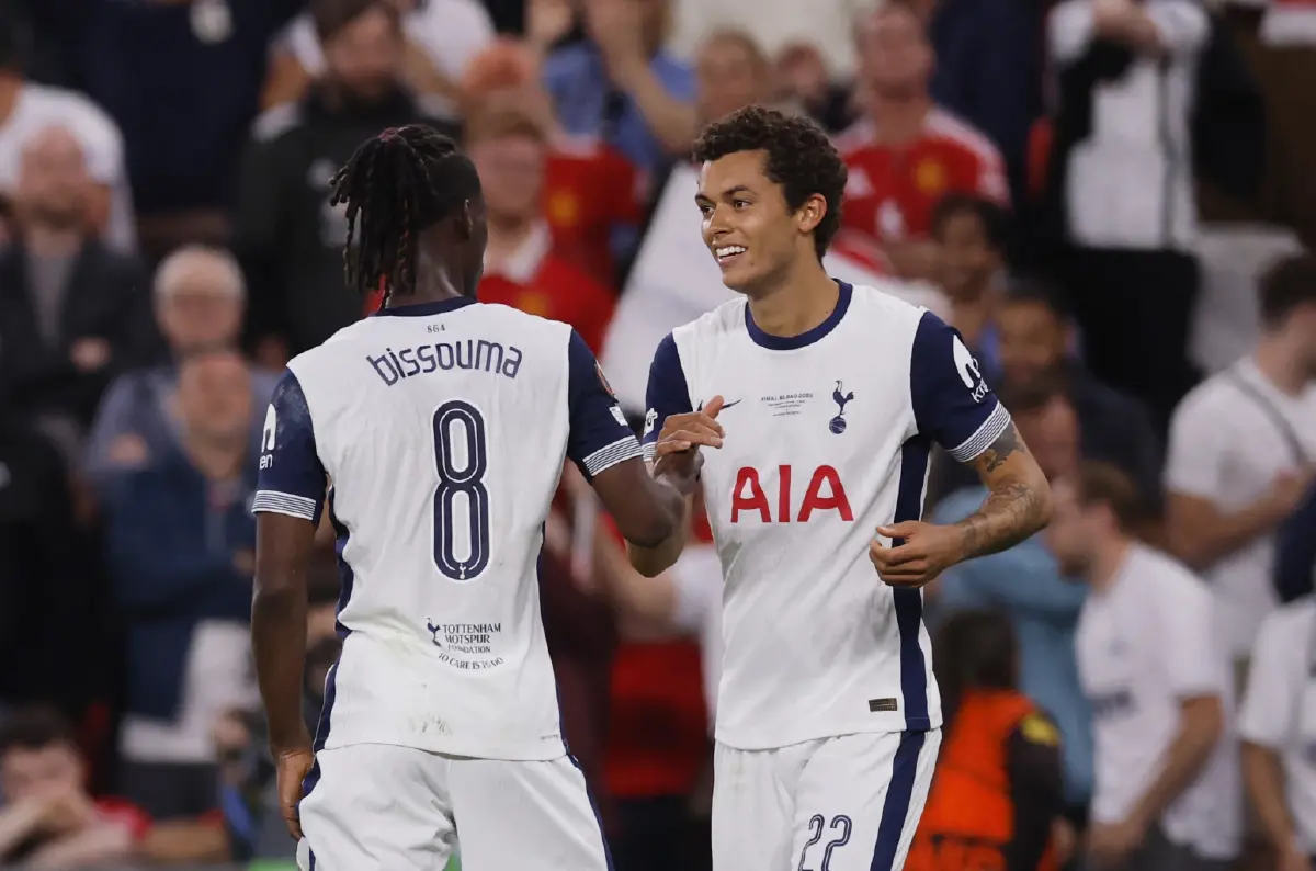 ผลบอล สเปอร์ส 1-0 แมนยู "สเปอร์ส" แชมป์ ยูโรป้า ลีก ได้ตั๋วไป UCL