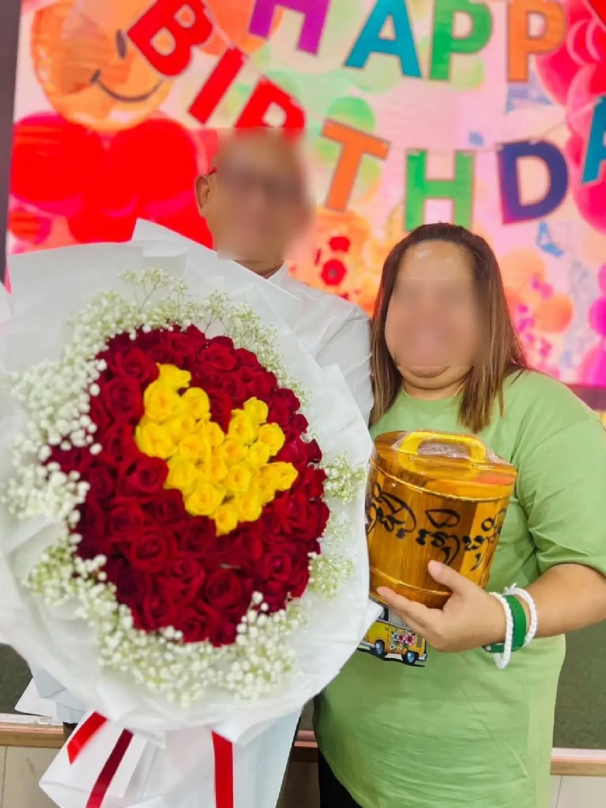 น.ส.เตย  - พ.จ.อ.ฉัตรชัย