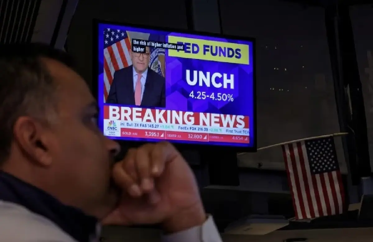 เฟดประกาศคงดอกเบี้ย ชี้ความเสี่ยงเงินเฟ้อ-ว่างงานเพิ่ม