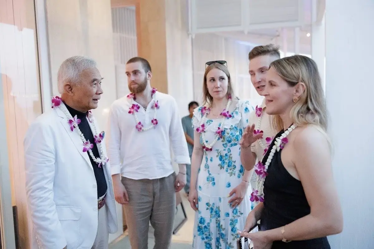 "สุวัจน์" เลี้ยงต้อนรับสื่อ - influencer รัสเซีย ดันการท่องเที่ยว