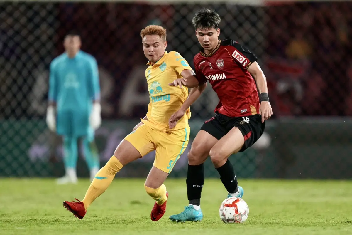 ผลบอล บุรีรัมย์เฉือนเมืองทอง 3-2 ซิวแชมป์ช้าง เอฟเอ คัพ สมัยที่ 7
