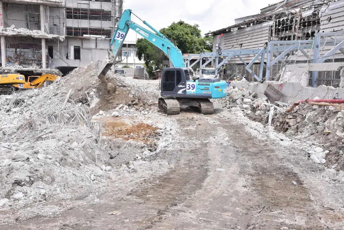 เร่งเปิดช่องลิฟต์ ตึก สตง. ค้นหาผู้สูญหาย 8 ราย หลังพบสัญญาณจาก K-9