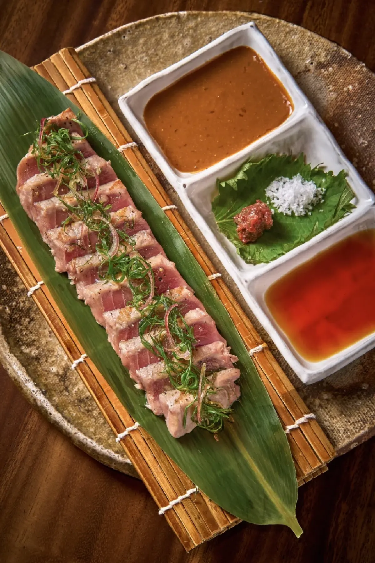 ปลาทูน่าย่างบ๊วยดอง ซอสมิโซะขิง