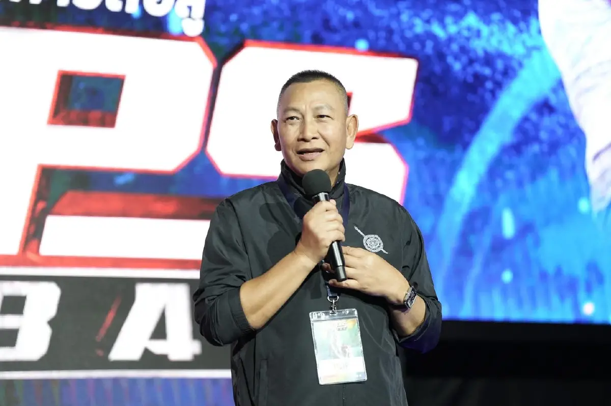 ยศไม่เกี่ยว ใส่เดี่ยวได้หมด ! Cops Combat ศึกตำรวจชกกันสนั่นเวที