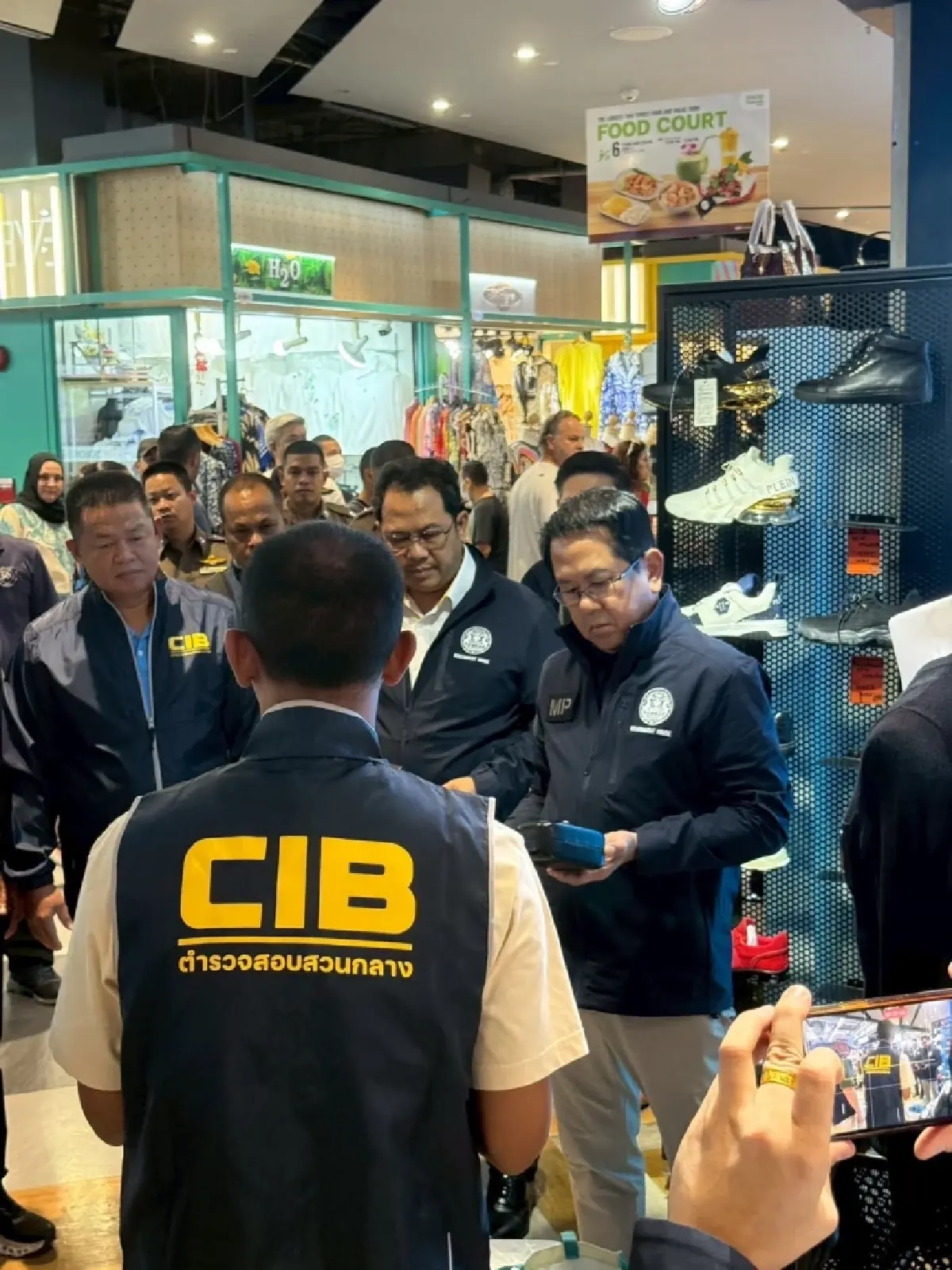 URL ละ 5 หมื่น! เปิดเครือข่าย 'เงินใต้โต๊ะ' คุ้มครองเว็บพนัน