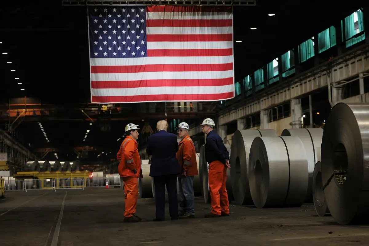 ทรัมป์สั่ง! ขึ้นภาษีเหล็ก-อลูมิเนียม 50% ป้องแรงงานมะกันเต็มสูบ