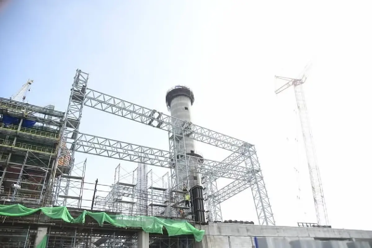 ไฟฟ้าหนองแขมคืบหน้า! ติดตั้งเครื่องจักร-เพิ่มความสูงปล่องควัน