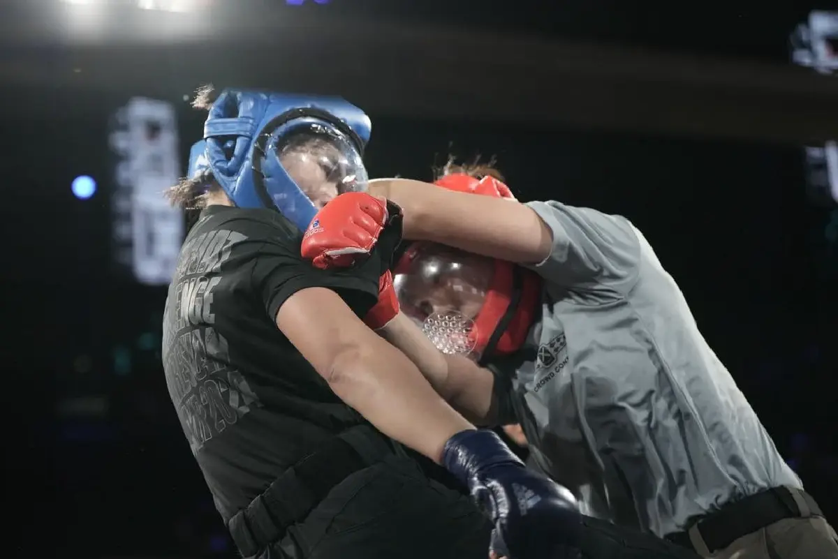 ยศไม่เกี่ยว ใส่เดี่ยวได้หมด ! Cops Combat ศึกตำรวจชกกันสนั่นเวที