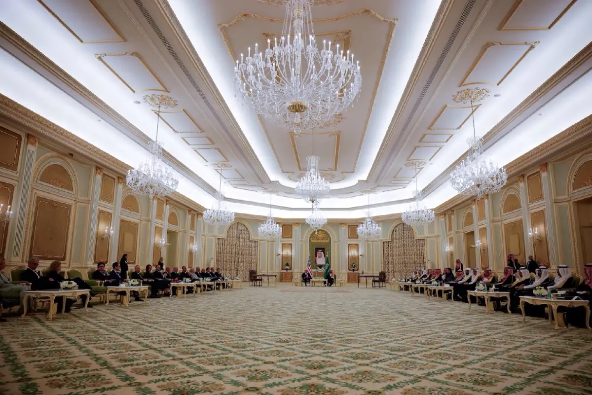 ทรัมป์เยือนซาอุดิอาระเบีย จบดีลเมกะโปรเจคต์ 6 แสนล้านเหรียญ