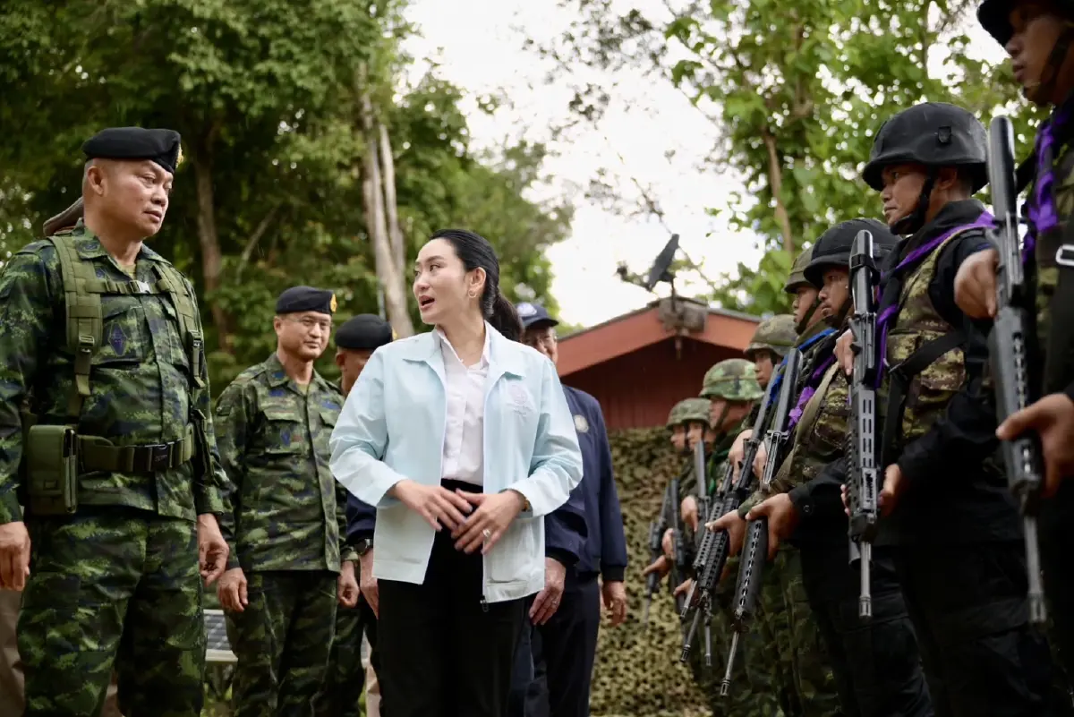 “แพทองธาร” ขอบคุณแม่ทัพภาคที่ 2 ปฏิบัติหน้าที่อย่างเข้มแข็งอดทน