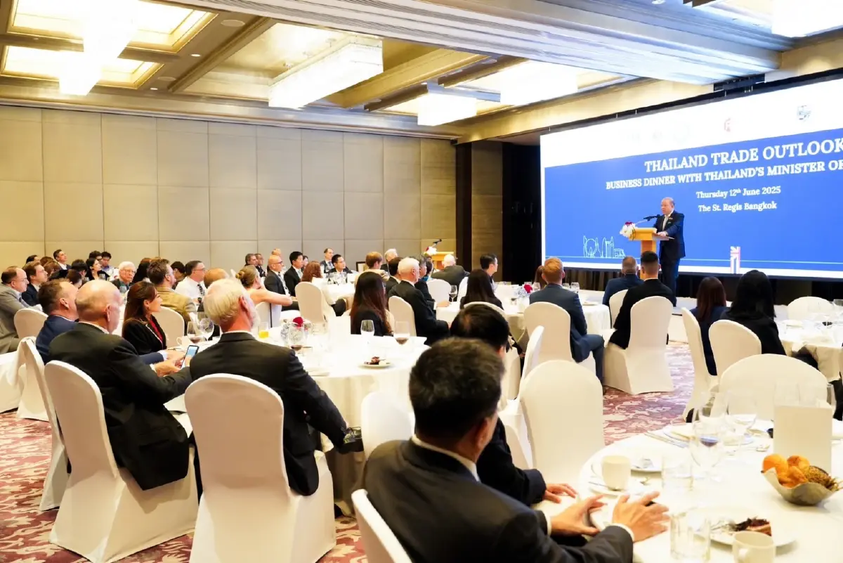 “พิชัย” หนุนไทย-UK เดินหน้า FTA ชูไทยศูนย์กลางลงทุนโลก