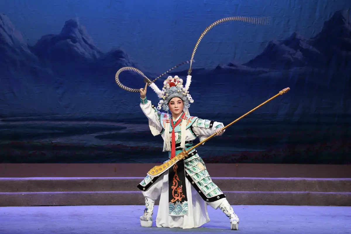 ตระการตา สมศักดิ์ศรี 50 ปีไทย-จีน! ซีพียกงิ้วแต้จิ๋วอันดับหนึ่งจากซัวเถา สู่สายตาคนไทย