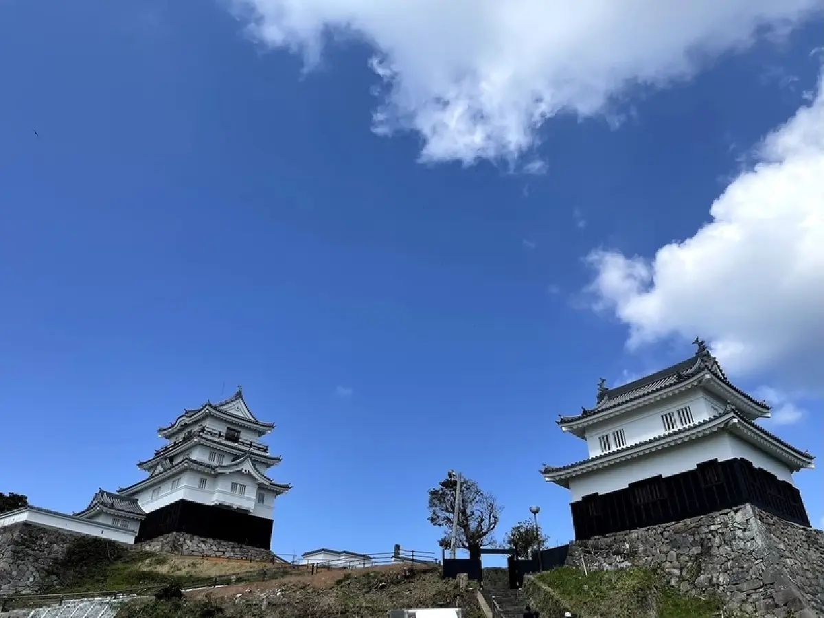 ปราสาทฮิราโดะ ซึ่งเปิดให้เข้าพักในปราสาท หรือ “Castle Stay” เป็นที่แรกในญี่ปุ่นเมื่อเดือนเมษายน 2564 