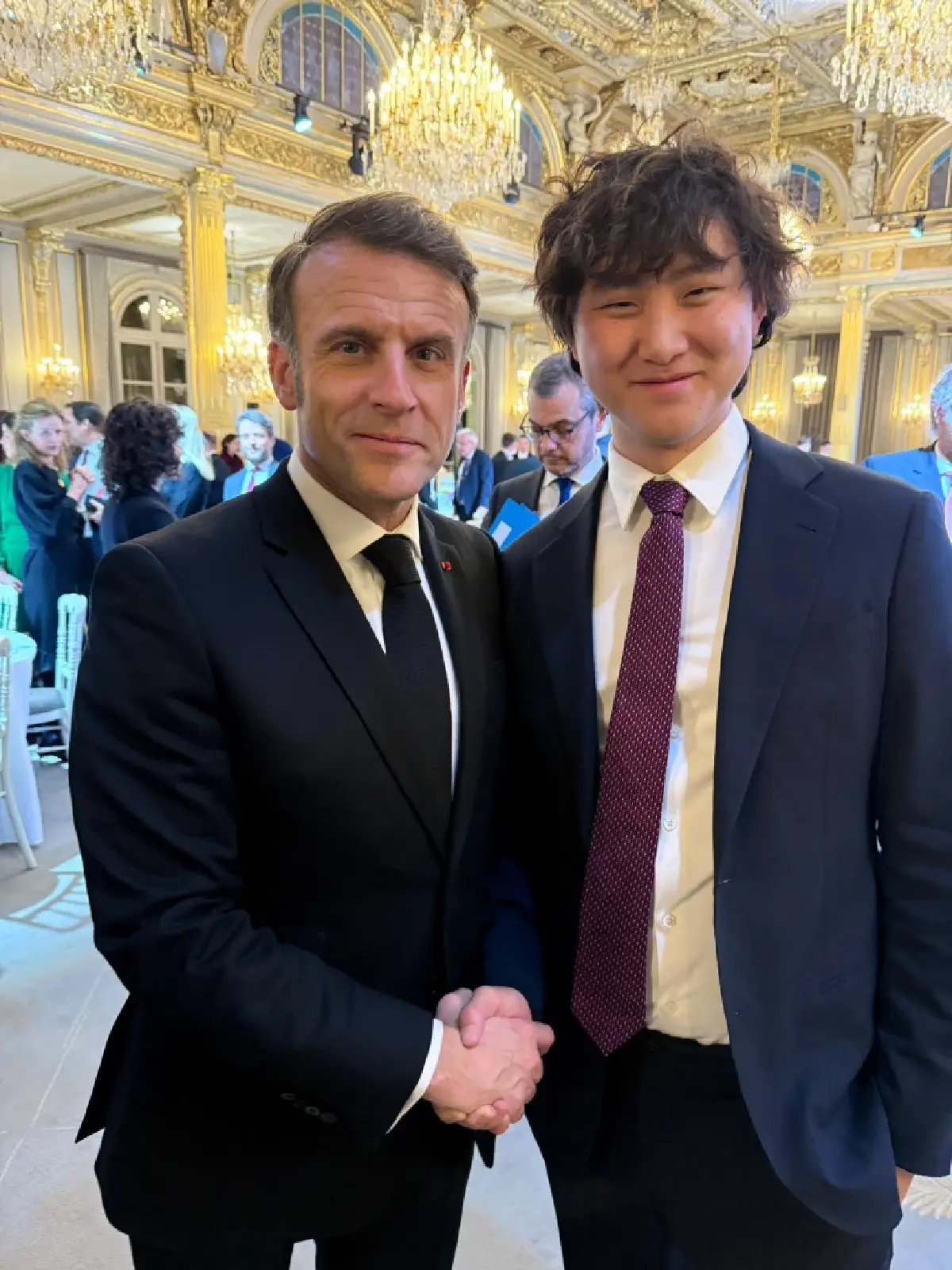 เจาะชีวิต "อเล็กซานเดอร์ หวัง" อัจฉริยะ AI วัย 28 ที่ Meta คว้าตัว