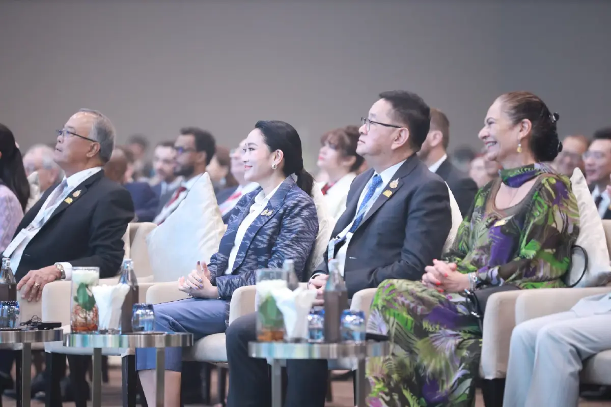 "นายกฯอิ๊งค์" ชูไทยตั้งศูนย์ธรรมาภิบาล AI แห่งแรกในเอเชีย