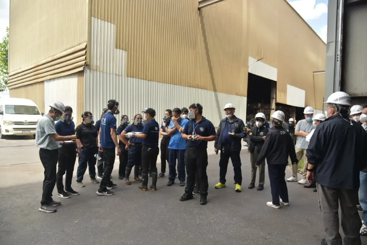 เปิดภาพตรวจ “ฝุ่นแดง - เหล็ก” ซินเคอหยวน ถูกอายัด หลังตึกถล่ม