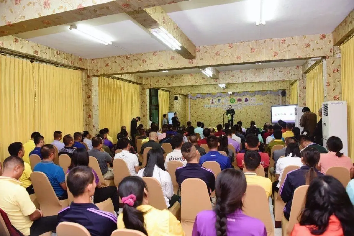 ธอส. มอบวุฒิบัตรผู้ดูแลงานน้ำบริโภคในโครงการเฉลิมพระเกียรติ