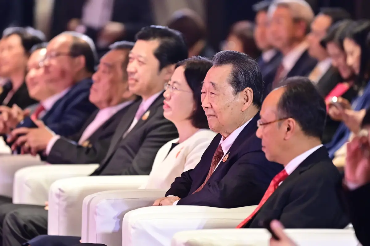 ตระการตา สมศักดิ์ศรี 50 ปีไทย-จีน! ซีพียกงิ้วแต้จิ๋วอันดับหนึ่งจากซัวเถา สู่สายตาคนไทย