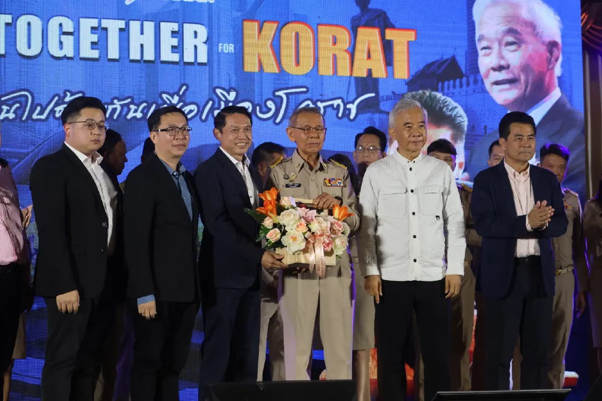 สุวัจน์ หนุน “หมอวรรณรัตน์” เร่งขับเคลื่อนโคราช สู่ Smart City