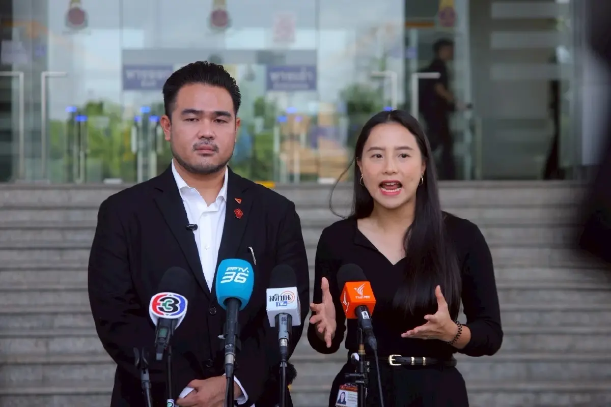 “รักชนก-สหัสวัต” ยื่น ป.ป.ช. ไต่สวน “สุชาติ ” ปมซื้อตึก 7,000 ล้าน