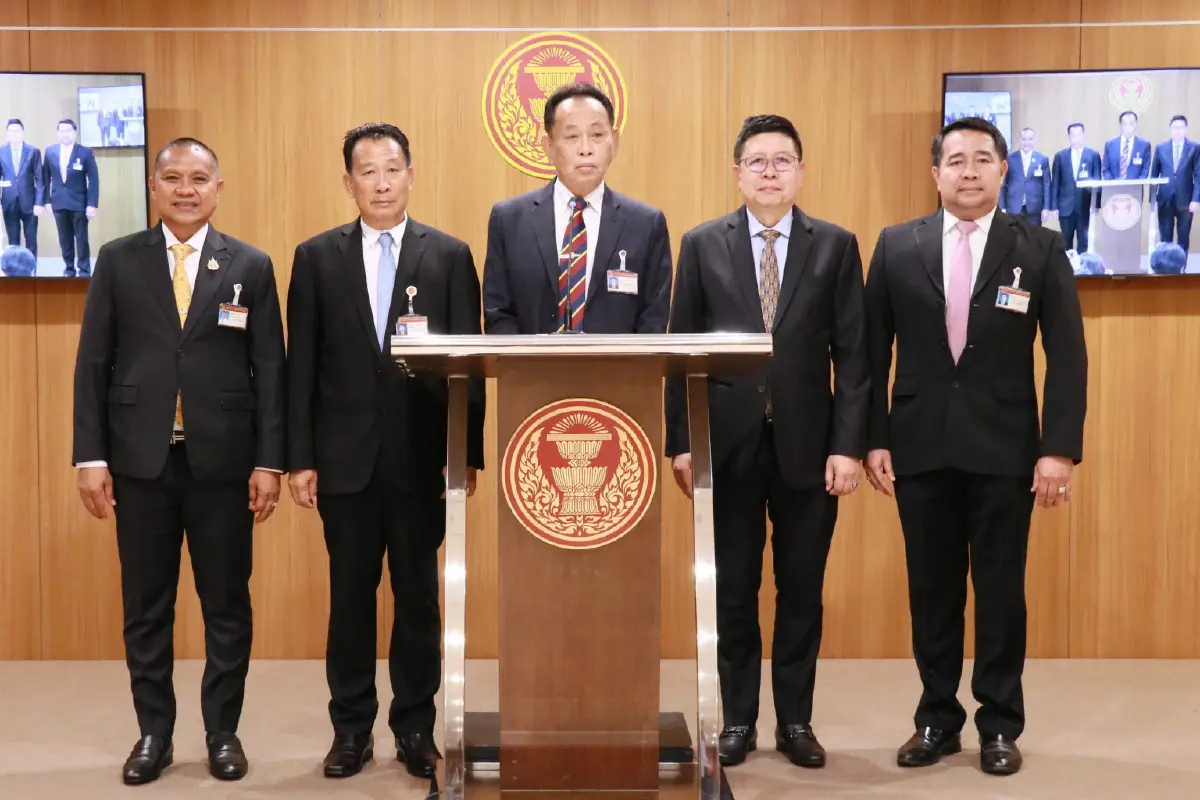 บิ๊กป้อมอ้าแขนรับภูมิใจไทยเป็นฝ่ายค้าน พปชร.ไม่ร่วมครม.อิ๊งค์