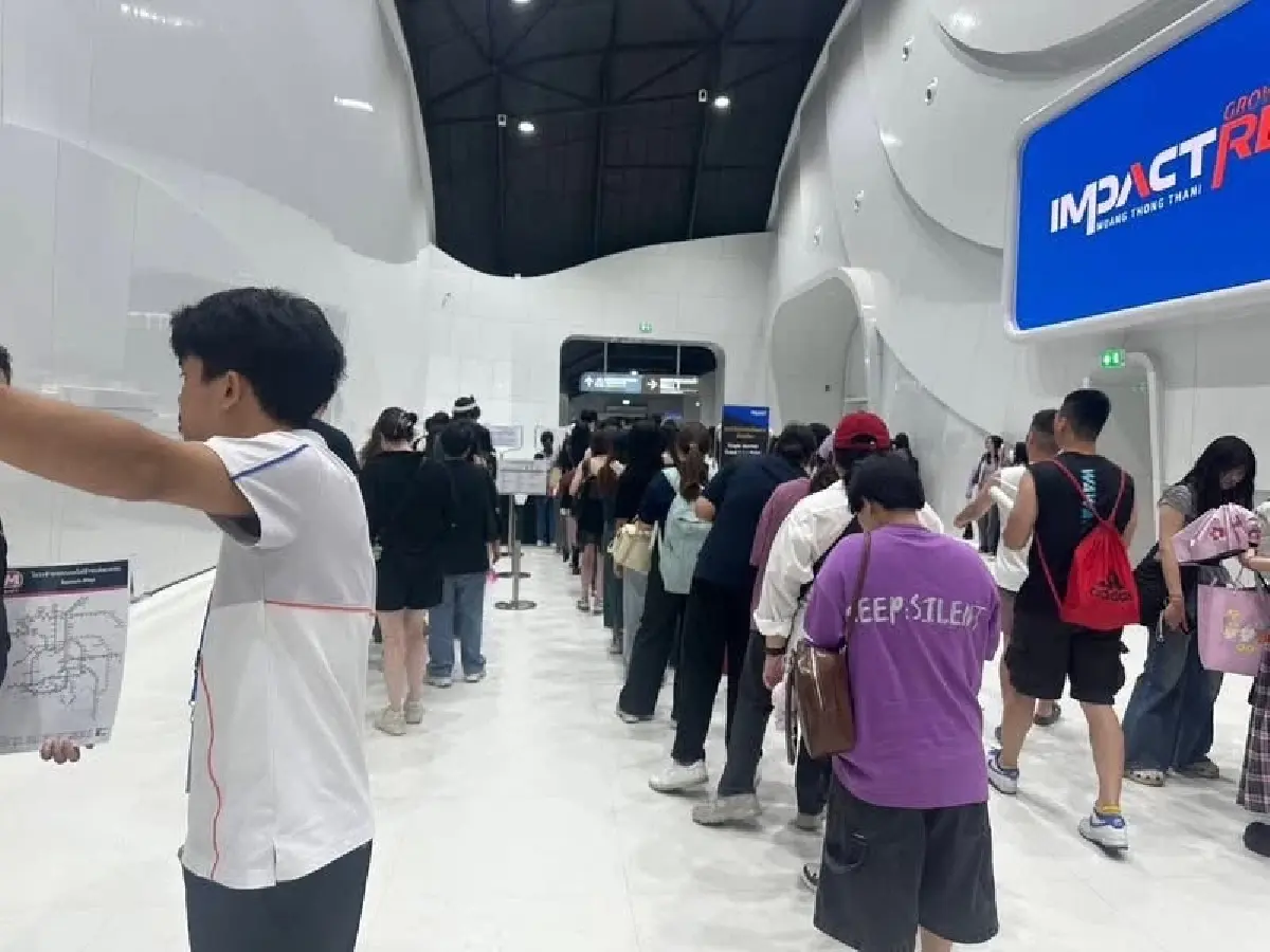 คึกคัก! หยุดยาววันแรกคนแห่ใช้ระบบรางทะลุ 1.2 ล้านคน-เที่ยว