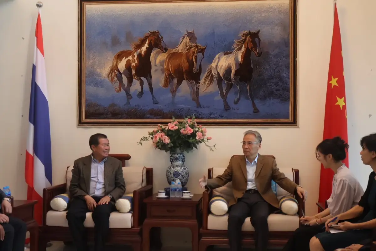 "นิพนธ์"นำนักลงทุนจีนพบผู้ว่าฯสงขลาตั้งฐานการผลิตแห่งอนาคต