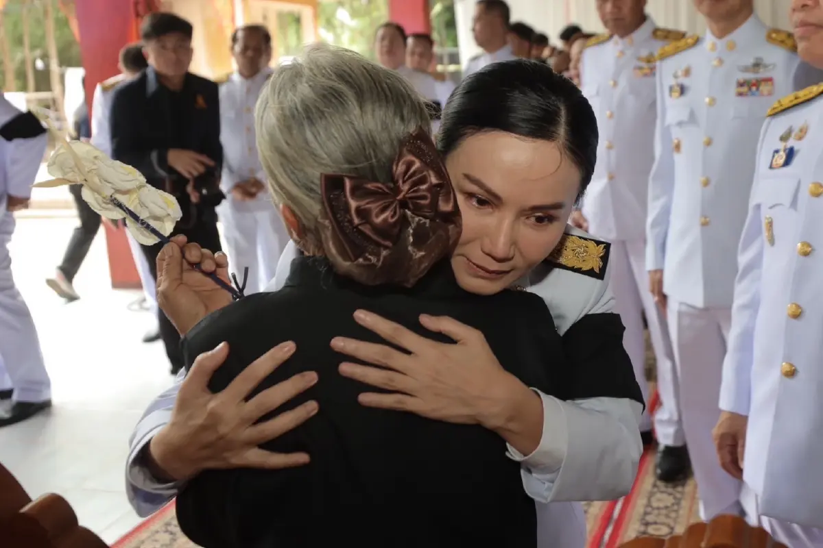 “รมว.นฤมล” ร่วมพิธีพระราชทานเพลิงศพเหยื่อชายแดนไทย-กัมพูชา