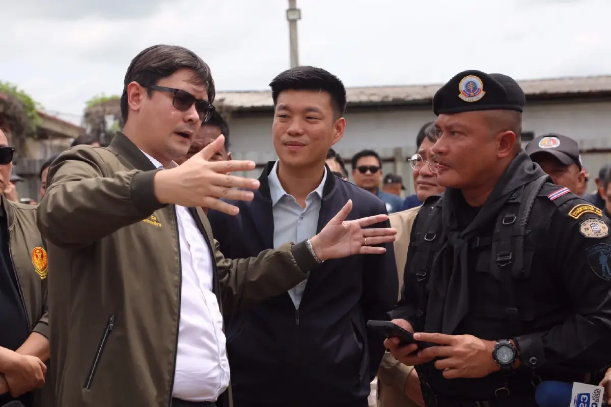 “โรม-เท้ง” ลุย อรัญประเทศ ติดตามปราบ &quot;แก๊งคอลเซนเตอร์&quot; กัมพูชา