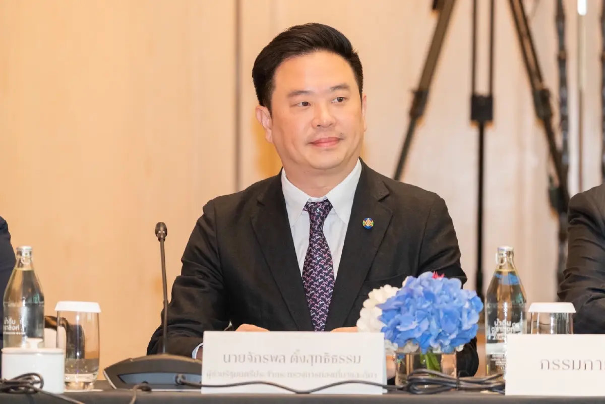 ท่องเที่ยวเลื่อนเก็บค่าเหยียบแผ่นดิน รับสถานการณ์ยังไม่เอื้อ